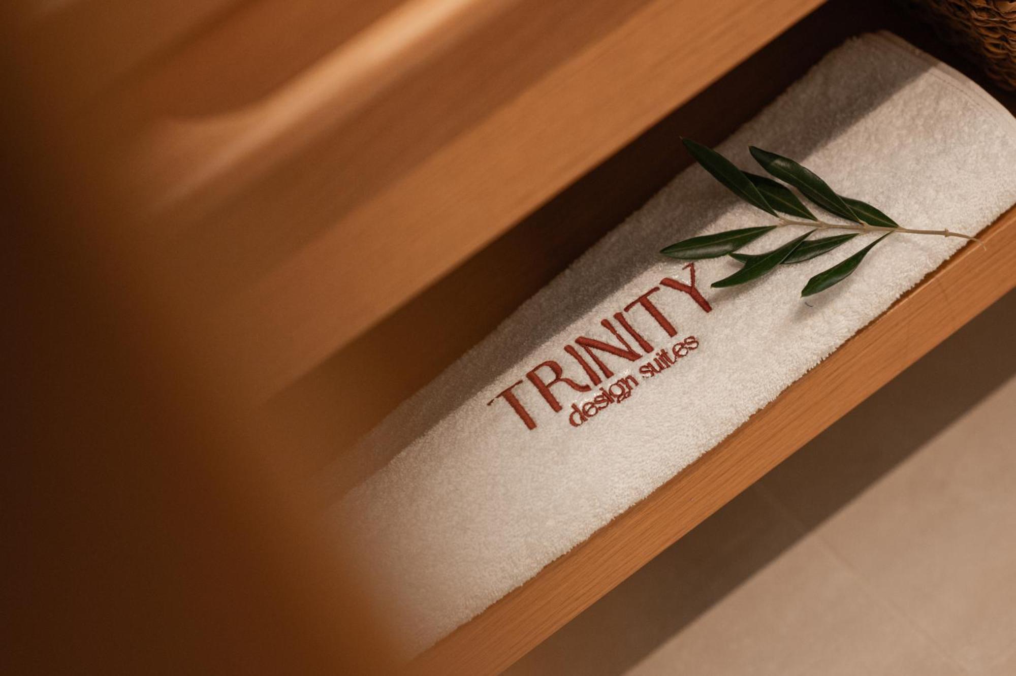 Trinity Design Suites Valanidorachi Buitenkant foto