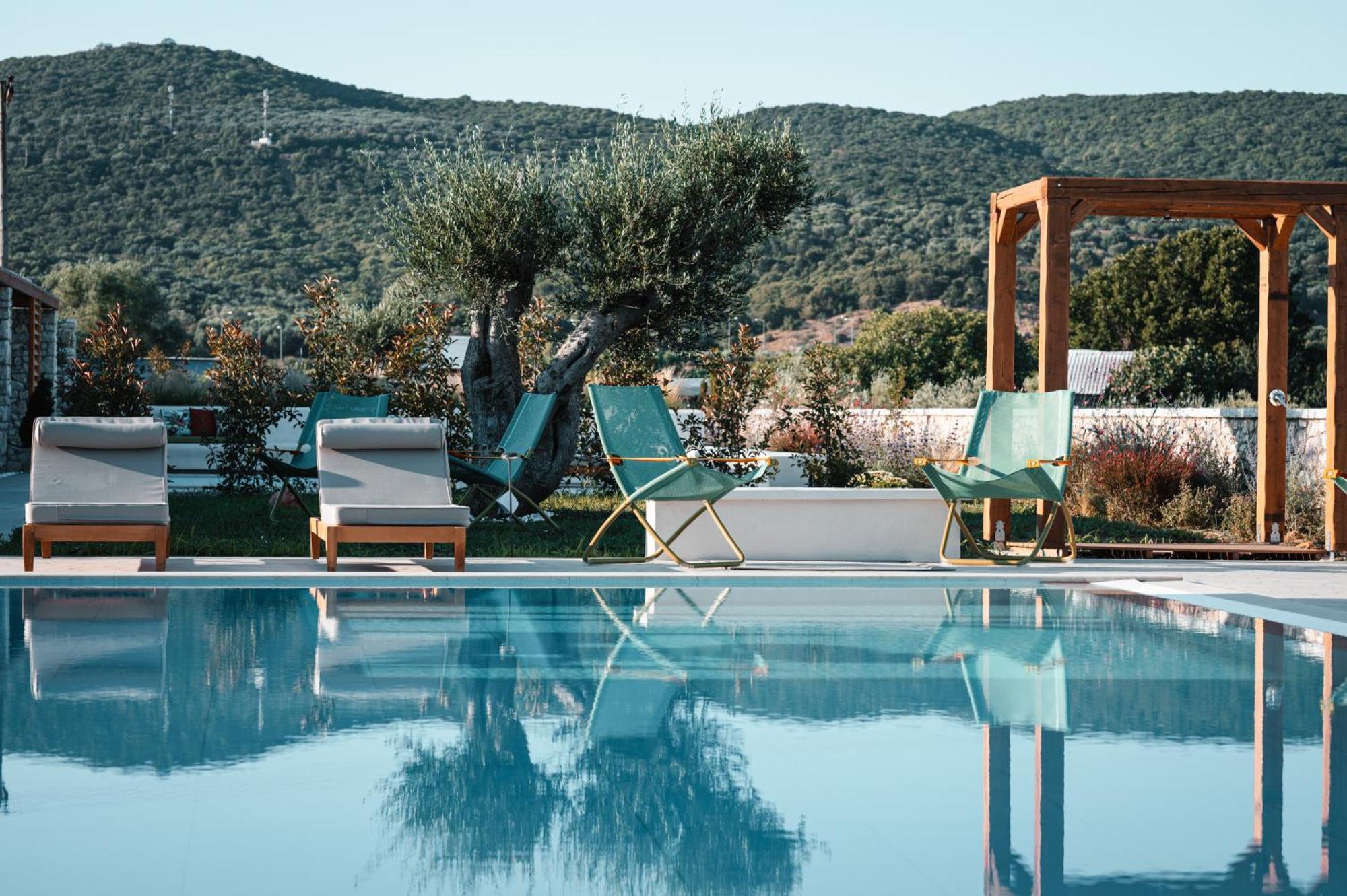 Trinity Design Suites Valanidorachi Buitenkant foto