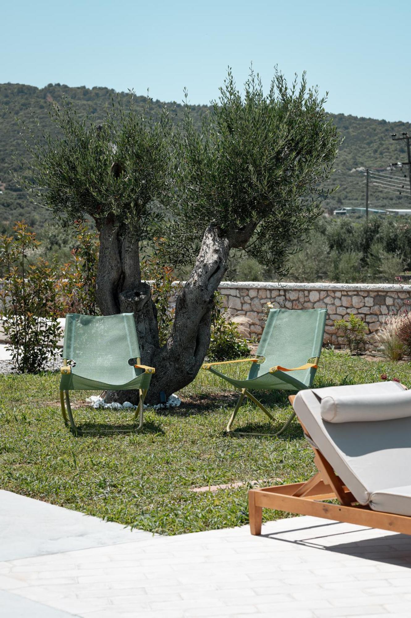 Trinity Design Suites Valanidorachi Buitenkant foto