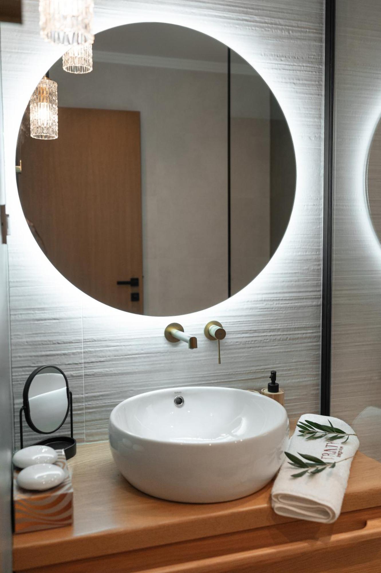 Trinity Design Suites Valanidorachi Buitenkant foto